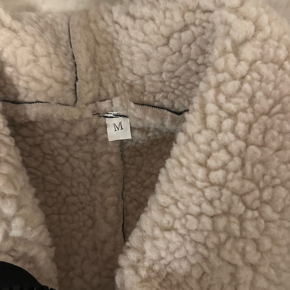 Emporium- Allure shearling lined leather coat - Picture 4 of 6